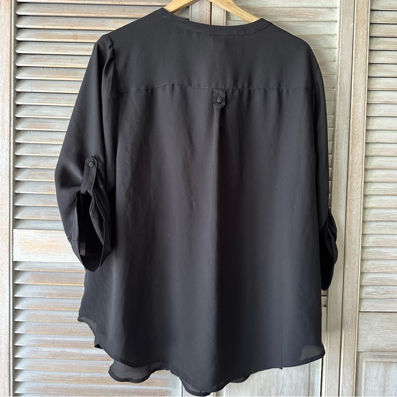 Torrid button up top - Picture 4 of 9